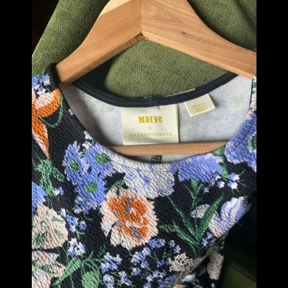 Anthropologie by Meave Black Floral Top Small - Picture 5 of 5